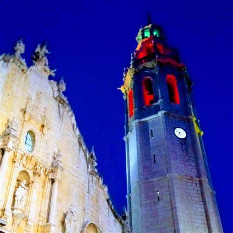 Torre campanario neomudéjar de la Parroquia San Juan Bautista