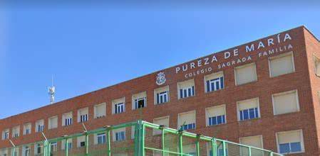fachada colegio religioso en Granada