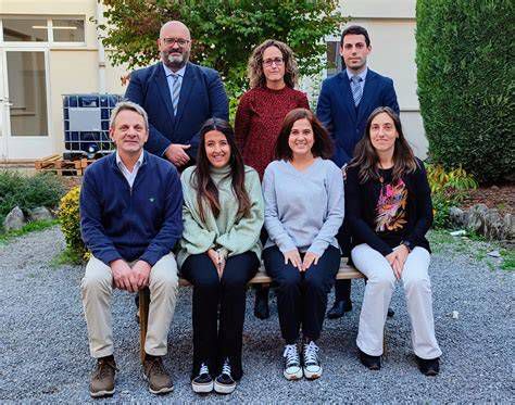 Reunión de antiguos alumnos en la Hípica, recordando momentos de la juventud