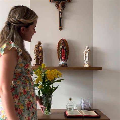 esquema ubicación de altar en casa (dormitorio, salón, rincón tranquilo)
