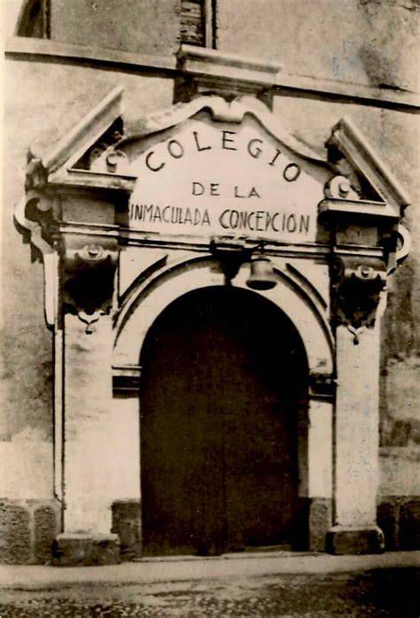 fachada histórica Colegio Inmaculada Concepción Cullera
