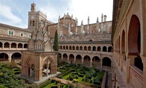 Real Monasterio de Guadalupe y su entorno