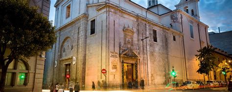 Exterior de la Basílica de la Gran Promesa en Valladolid