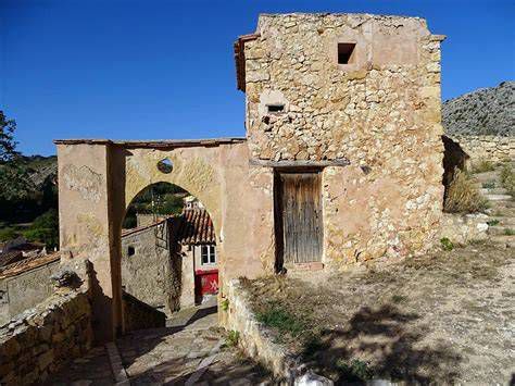 Panorámica del Castillo de Molinos sobre el cerro Poyo Ambasaguas