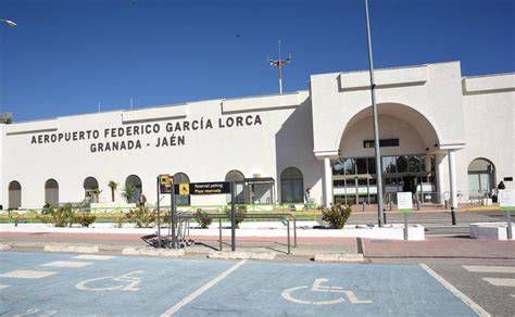 Vehículo de alquiler en el aeropuerto Federico García Lorca Granada-Jaén