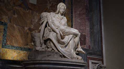Pietà vaticana en la Basílica de San Pedro