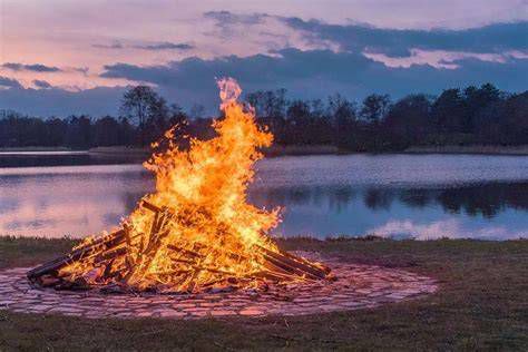 Hoguera de Pascua en Berlín - Osterfeuer