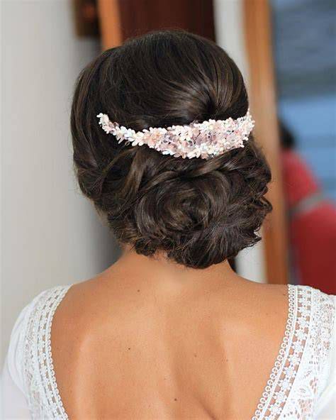 foto peinado de novia recogido elegante en Logroño