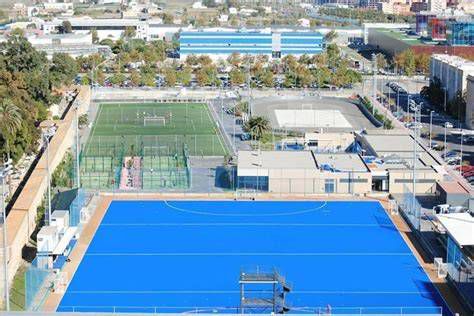 Instalaciones del Polideportivo Virgen del Carmen: pabellón, campo de fútbol y piscina