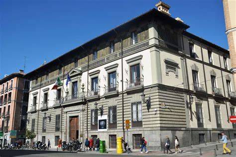 Palacio de Abrantes fachada y detalles decorativos isabelinos