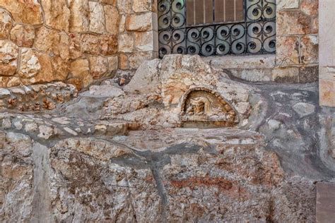 Roca de la Agonía en la Basílica de la Agonía, Getsemaní