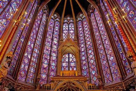 Vidrieras de la capilla superior de la Sainte-Chapelle, París