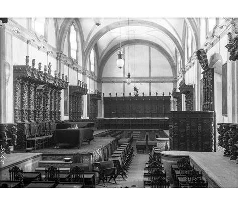 Fotografía del claustro del antiguo Colegio de la Compañía (actual Museo Naval / San Pedro Claver)