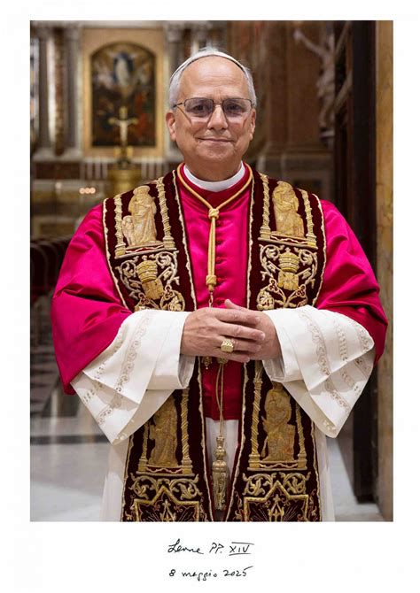Retrato oficial del papa León XIV