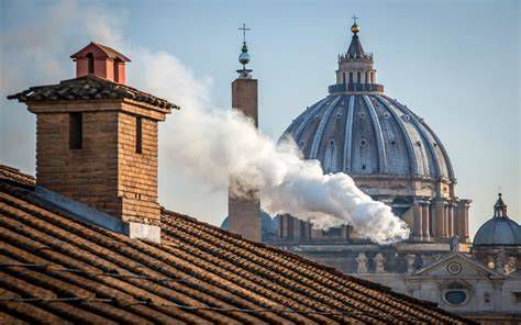 Ilustración del humo blanco en la chimenea de la Capilla Sixtina