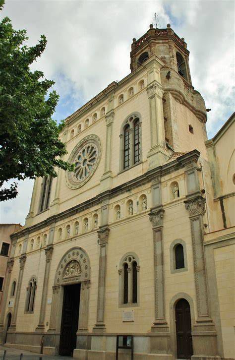 Basílica de Santa Maria de Mataró durant un concert clàssic