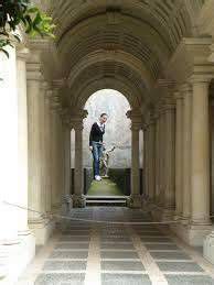 trampantojo galería Borromini Palazzo Spada perspectiva falsa