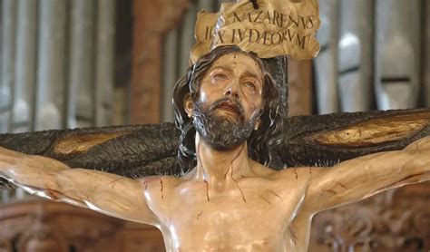 Escultura del Santísimo Cristo de la Expiración mostrando detalle del paño de pureza