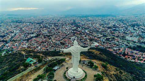 Vista panorámica del Cristo de la Concordia en el Cerro San Pedro