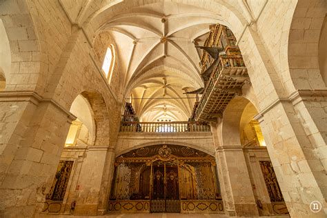 Claustro renacentista y coro en el Monasterio de Santa María de Huerta