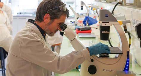 Laboratorio y equipo de investigación en terapias avanzadas