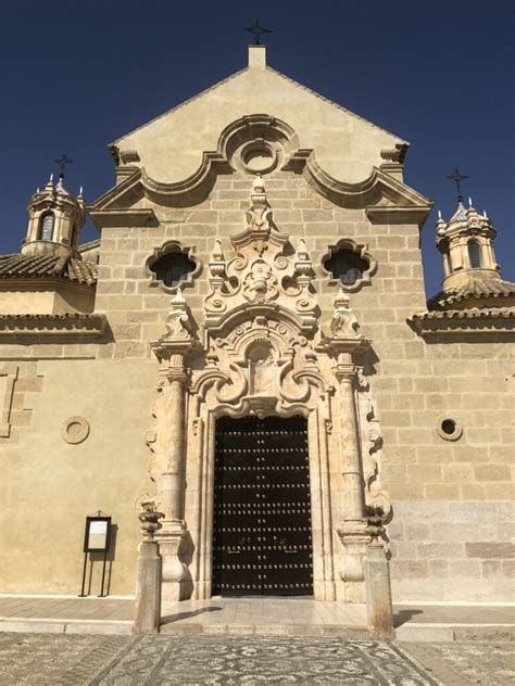Fachada y portada barroca de la Capilla de la Orden Tercera (Convento de los Capuchinos)