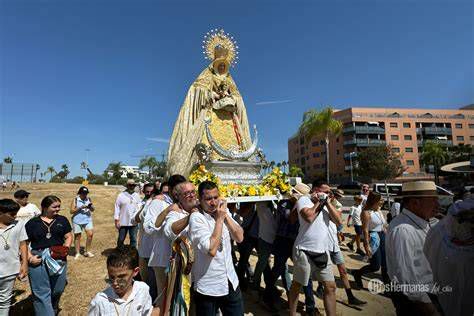 Procesión o romería de Nuestra Señora de los Ángeles en Montequinto