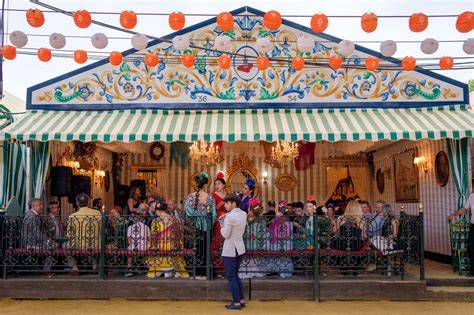 Caseta de feria de la Hermandad de la Estrella en el Real de la Feria de Abril