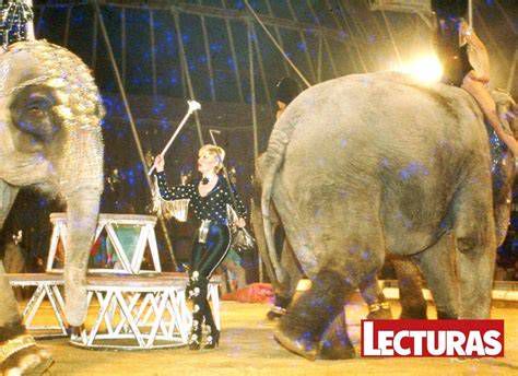 Poster del Circo Ruso con Bárbara Rey montada en elefante