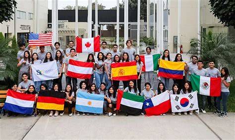 estudiantes en intercambio académico internacional