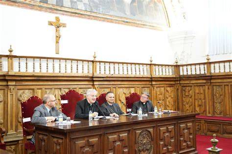Equipo delegado para el clero - trabajo en formación sacerdotal