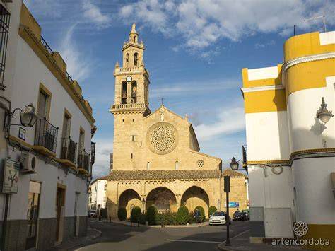 Vista exterior de la Iglesia de San Lorenzo en Córdoba