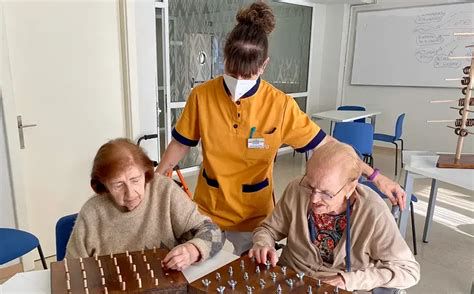 actividad recreativa en la residencia: taller ocupacional