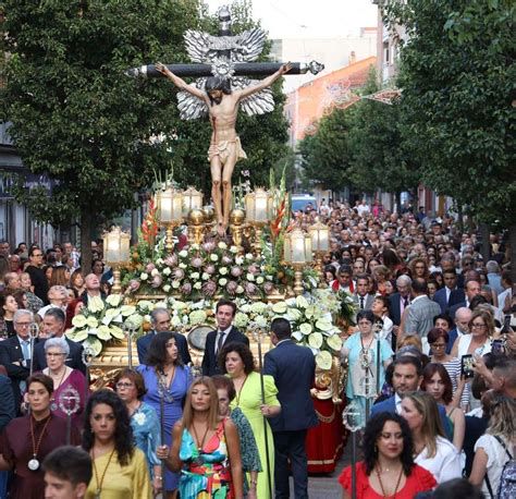 Imagen de la procesión del Cristo de la Misericordia en Granada