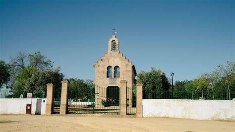 Fachada de la Ermita del Señor de la Salud en Santa Fe