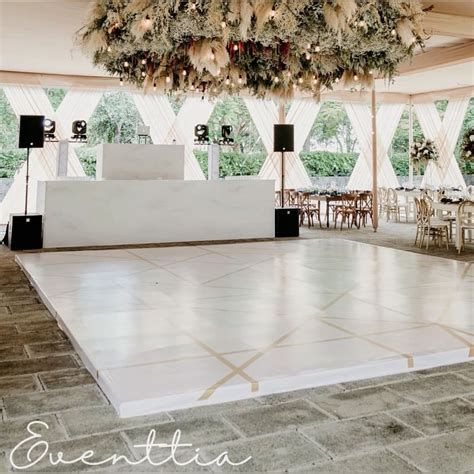 bailaoras y taconeo en pista de boda