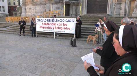 círculo de silencio en la plaza