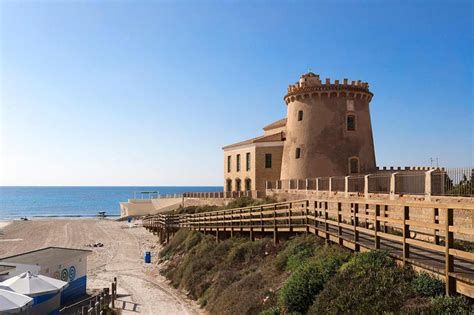Vista panorámica Torre de la Horadada y playas del Puerto y del Conde