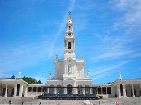 Santuario de Nuestra Señora del Rosario de Fátima, Cova da Iria