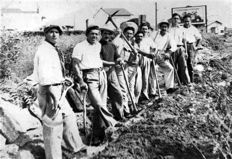 Fotografía histórica durante la construcción de la capilla (años 1926-1927)