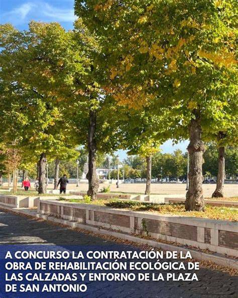 Plaza de Italia y entorno de la iglesia: estado actual y elementos urbanos