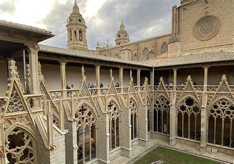 Conjunto catedralicio y claustro histórico