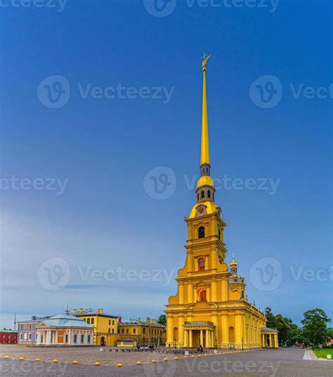 Capilla de Saint-Hubert, exterior con chapitel dorado