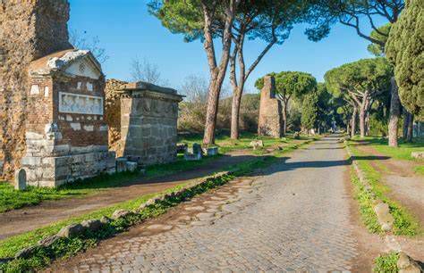 Panorámica de la Via Appia Antica y entrada a las catacumbas
