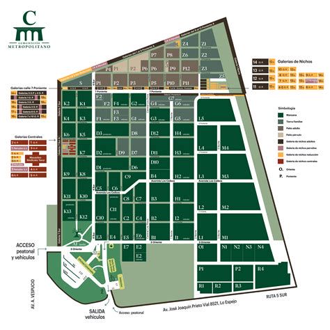Mapa del Cementerio de Skogskyrkogården mostrando senderos y ubicación de capillas