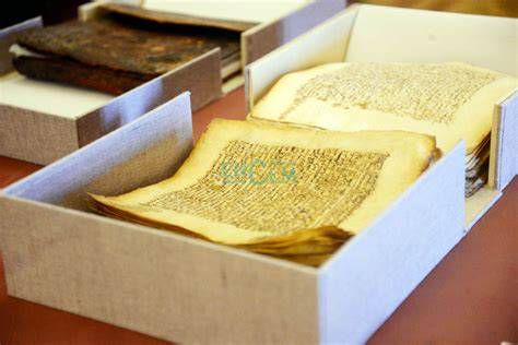 Fotografía: manuscritos y legajos históricos en la Biblioteca Nacional de Madrid