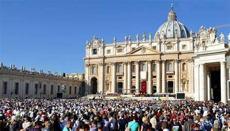 Plaza de San Pedro durante una audiencia papal
