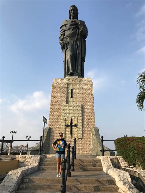 Monumento al Sagrado Corazón de Jesús en el Cerro de los Ángeles