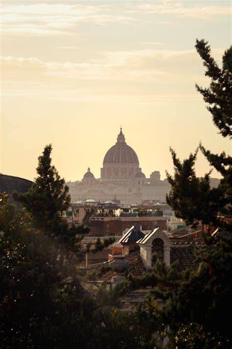 Vista panorámica desde la cúpula de San Pedro al atardecer